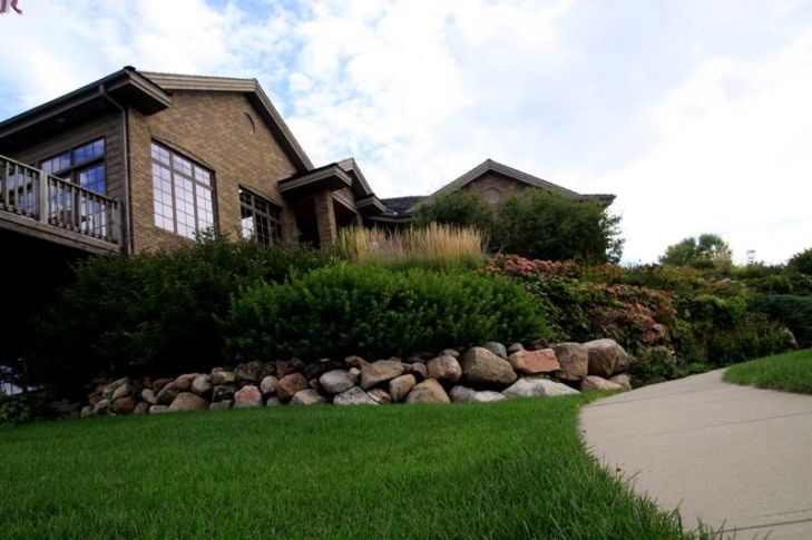 Beautifully Landscaped Yard