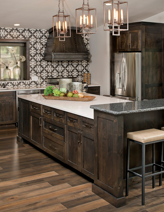 Dakota Kitchen And Bath Sioux Falls The Local Best   WoodKitchenwithTiledWall 